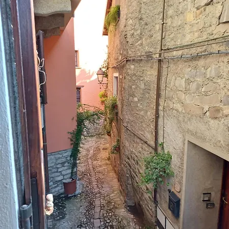 Apartmán La Piccola Via Delle Rose Faggeto Lario