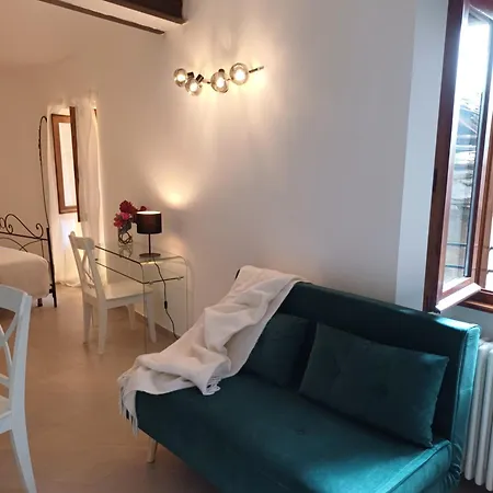 La Piccola Via Delle Rose Apartmán *